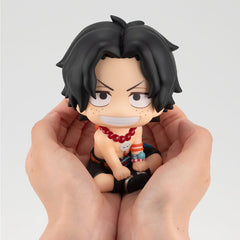 One Piece - Portgas D. Ace - Look Up PVC Figur (11 cm)