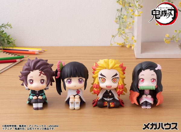 Demon Slayer: Kimetsu no Yaiba - Rengoku Kyojuro - Look Up PVC Statue (11 cm)