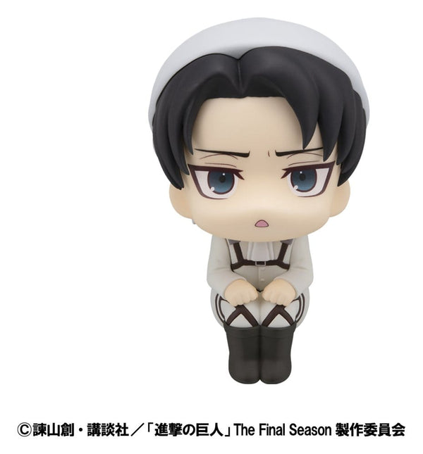 Attack on Titan - Levi: Cleaning up Ver. & Mikasa Ackerman (med gave) - Look Up PVC Statues (11 cm)