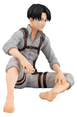 Attack on Titan - Levi: Squad Captain Ver. - G.E.M. Serie PVC Figur (9 cm)