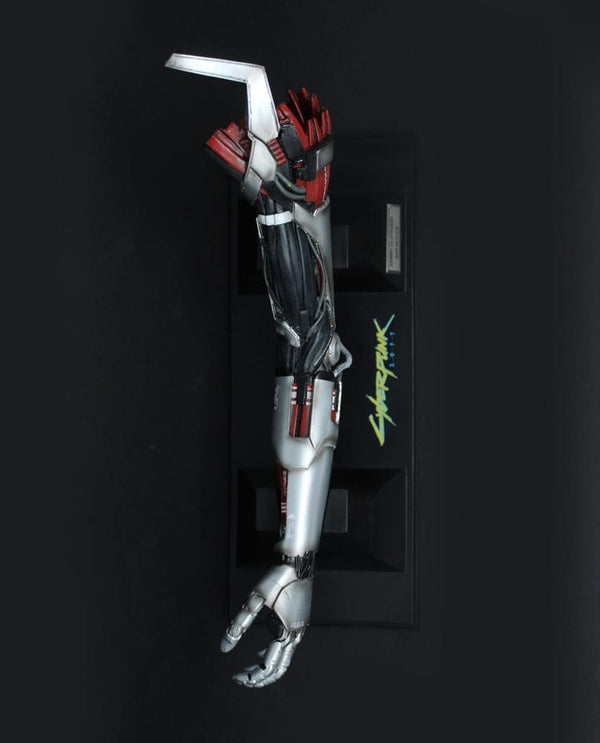 Cyberpunk: Edgerunners - Silverhand Arm - Replica (30 cm)