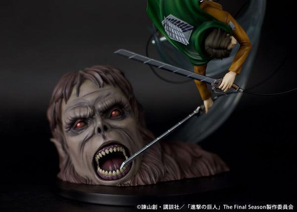 Attack on Titan - Levi vs Beast Titan Ver. - 1/7 PVC Figur