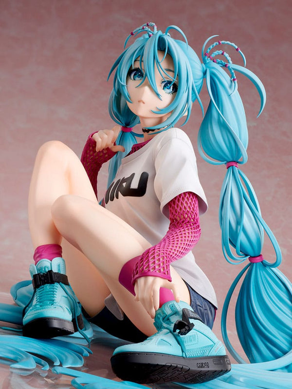 Vocaloid - Hatsune Miku: Yoneyama Mai The Latest Street Style 