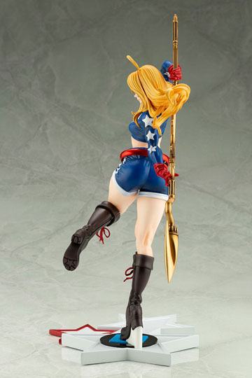 DC Comics - Stargirl - 1/7 PVC figur