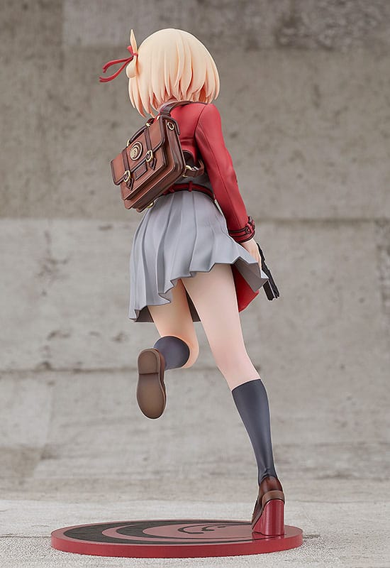 Lycoris Recoil - Nishikigi Chisato af Good Smile Company - 1/7 PVC figur (Forudbestilling)